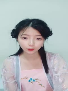 电商不景气，美女店主也兼职，新人【宝宝鱼】，发快递的间隙给兄弟们看看逼，真实素人，清新可人20岁